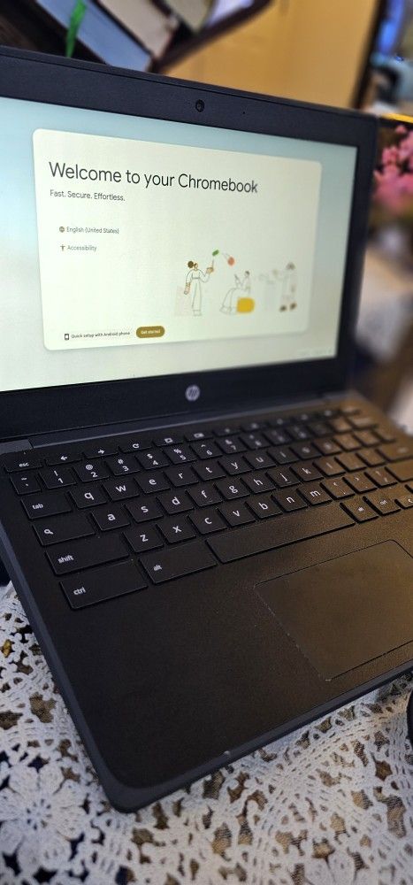 HP Chromebook 11.6 inch (16GB, Intel Celeron, 1.60GHz, 4GB) Chromebook - Black -