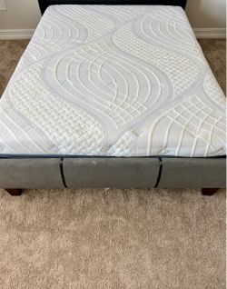 Novaform queen mattress