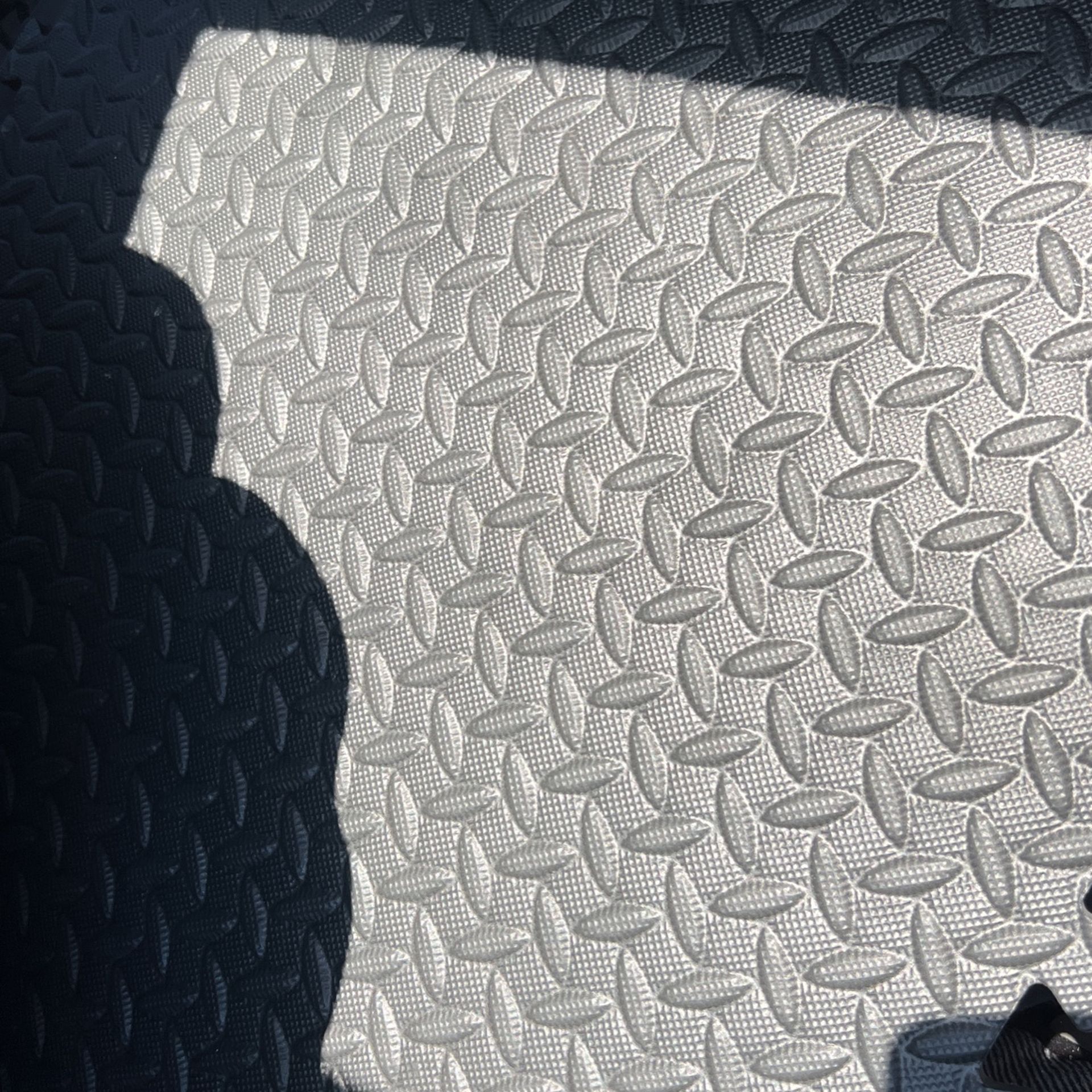 Like New Garage Flooring Foam Heavy Duty Professional Tile Squares 24x24. Enough For A 2 Car Garage Floor