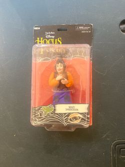NECA Hocus Pocus Toony Terror Mary Sanderson 6 Action Figure