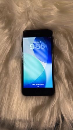 Beautiful iPhone SE 2nd generation 64gb unlocked