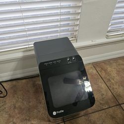 GE profile Opal 1.0 Nugget Ice Maker.