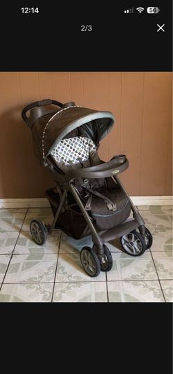 LIKE NEW GRACO BABY STROLLER!!!!!