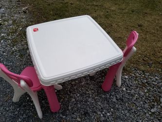 Step 2 pink white table and 2 chairs