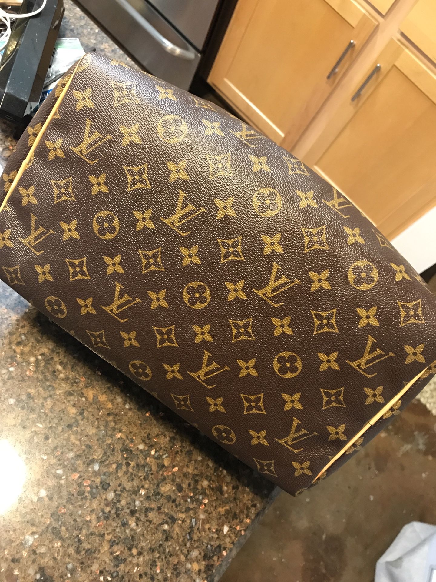 Authentic Louis Vuitton Speedy 30