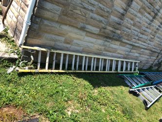 28 foot highest working level ladder