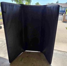 2016-2023 Tacoma 6ft Long Bed Tri-Fold Tonneau Cover.