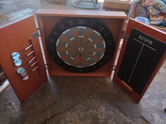 Dart board