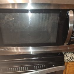 Magic Chef Microwave 1100 W 