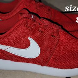 Nike Roshe One Size 2.5 