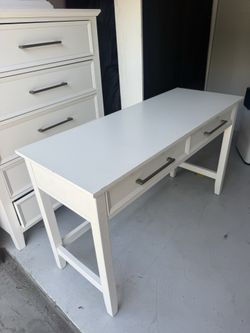 White Desk