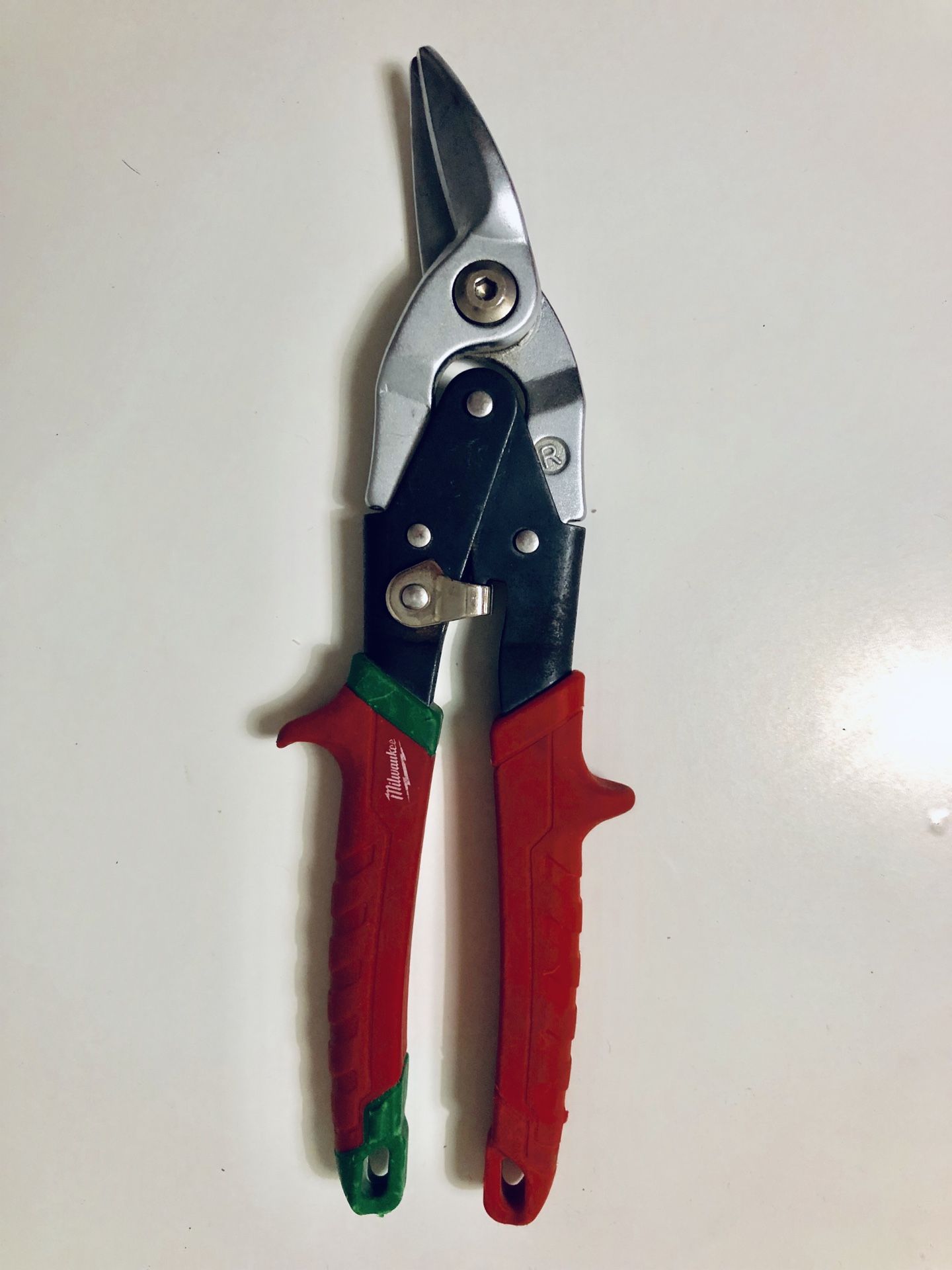 Milwaukee Cutting Aviation Snips