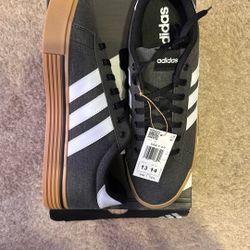 Adidas Daily 4.0