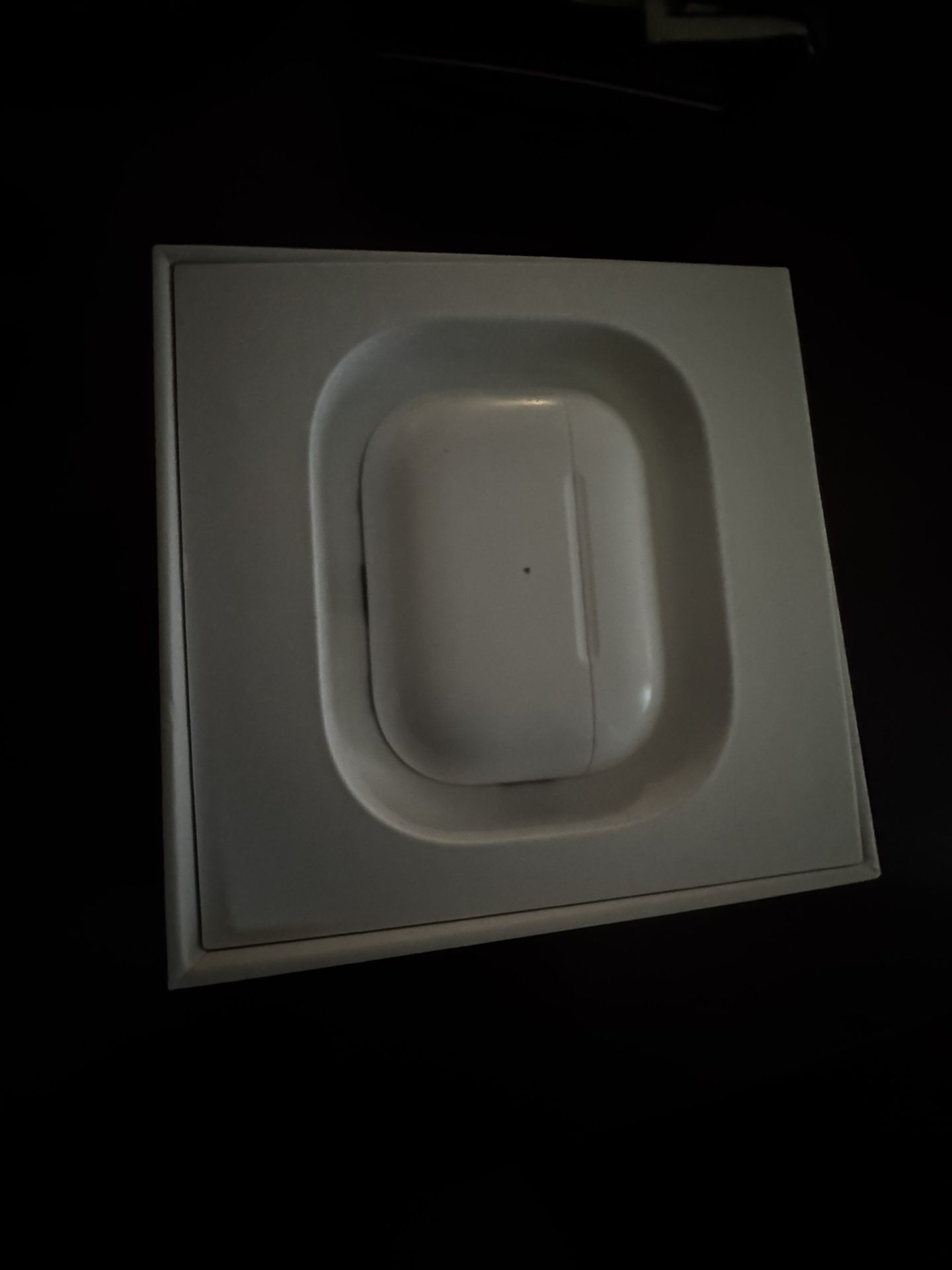 Like New AirPod Pros Gen 2 Audio & Speakers