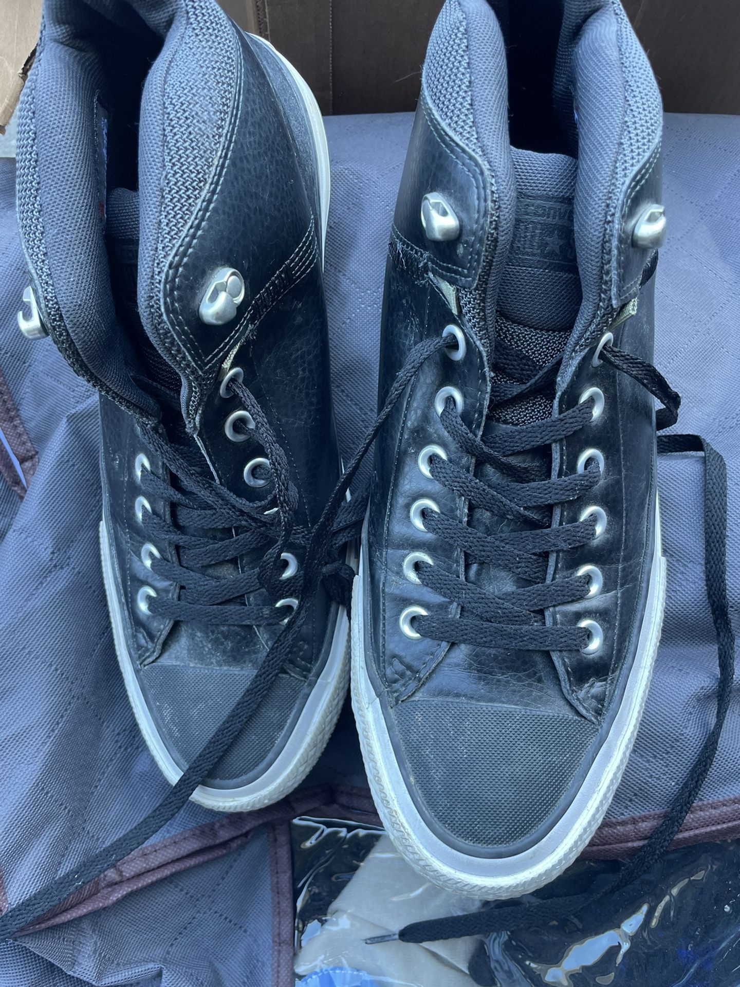 Converse Size 11 Needs Cleaning