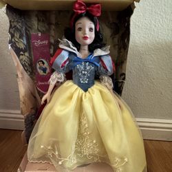 Porcelain Snow white Doll