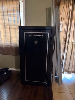 Field and Stream 24 gun safe