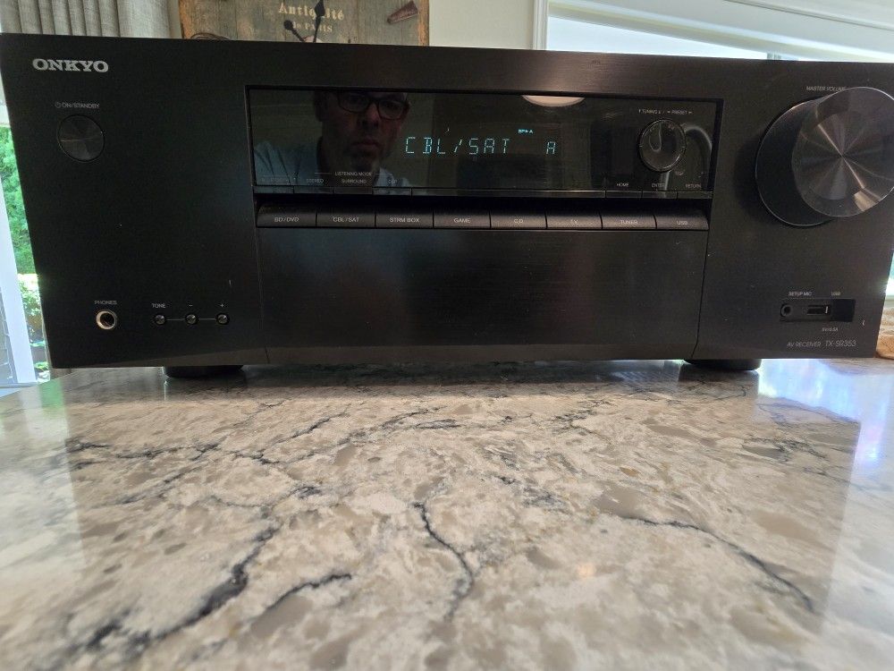 Onkyo TX-SR353 Reciever
