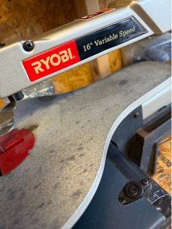 Scroll saw