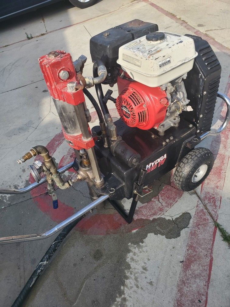 Titan Hydra Pro IV Sprayer (Needs Some TLC)