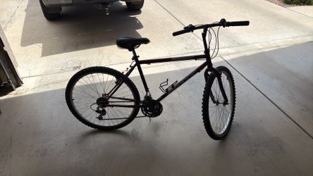 Mountain bike for sale 26”