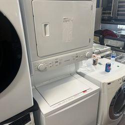 Frigidaire Stackable Washer And Dryer “white”