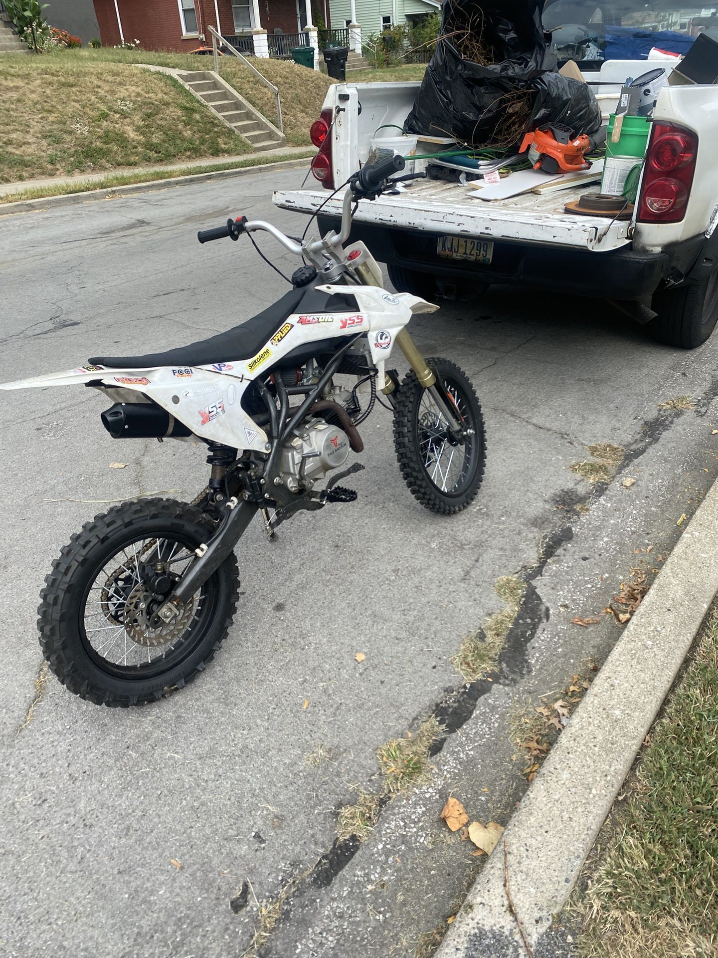 140cc Dirt Bike