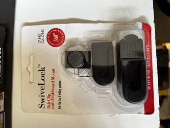 Swivel lock