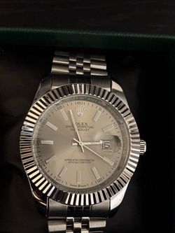 Sliver Dial Watch Size 40mm