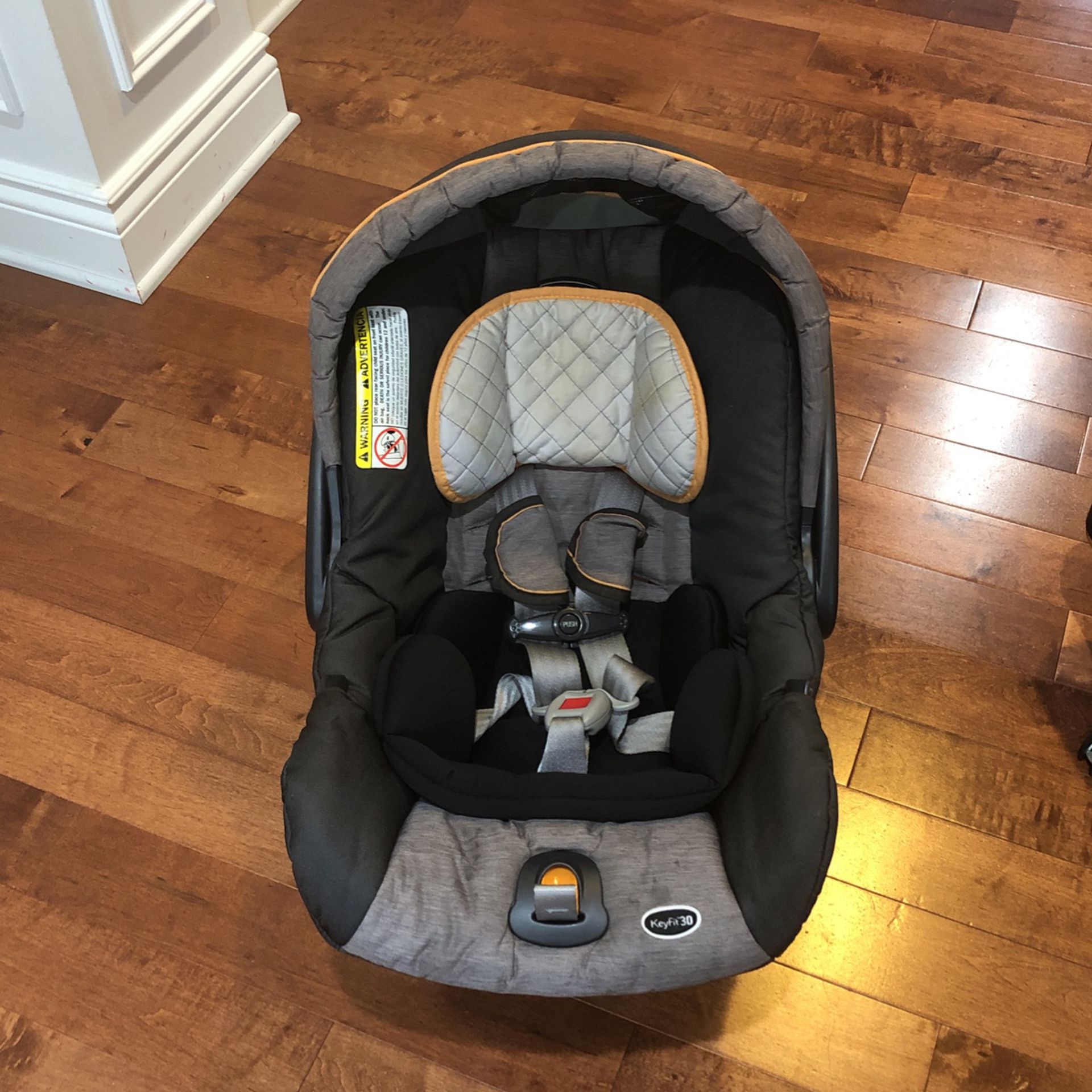 Infant Car Seat Chicco Keyfit 30