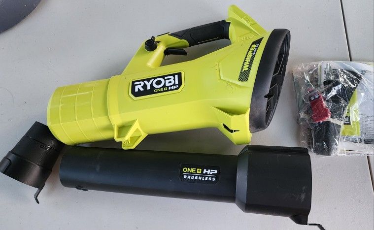RYOBI
ONE+ HP 18V Brushless Whisper Series 130 MPH 450 CFM Cordless Battery Leaf Blower (Tool Only)