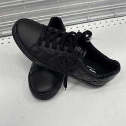 Guess Shoes 10