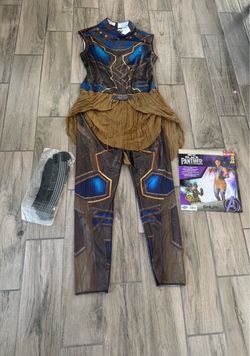 Women Costume  Size M 8-10