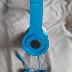 BEATS SOLO  BY DR. DRE HEADPHONES WIRED