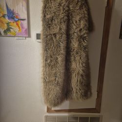 Beautiful King Size Throw, Perfect For Any Room