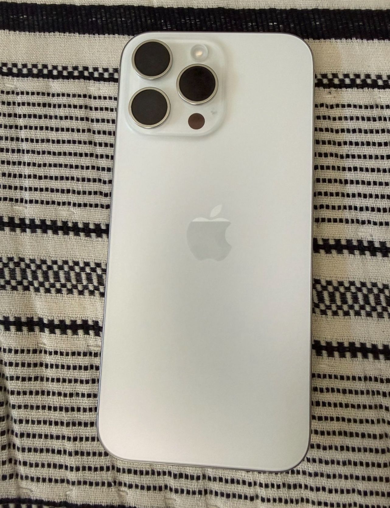 iPhone 16 Pro Max Unlocked 256