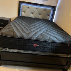 Cama Queen Con Colchón Quality Nuevo 