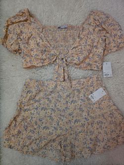 NWT SO Kohl's New Heirloom Floral 2pc Crop Top & Shorts Set Women's L