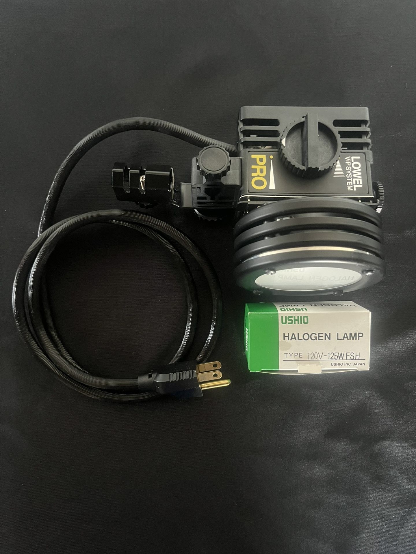 Lowel VIP System PRO Light - Power Cord, Manual, New Bulb