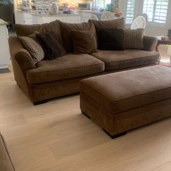 8’ Sofa Plus Loveseat