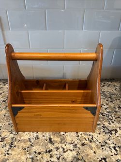 Wooded Silverware/Utensil/Pen & Pencil Caddy