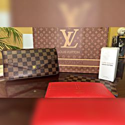 Lv Purse N Perfume 