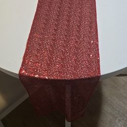 Red Glitter Table Runners