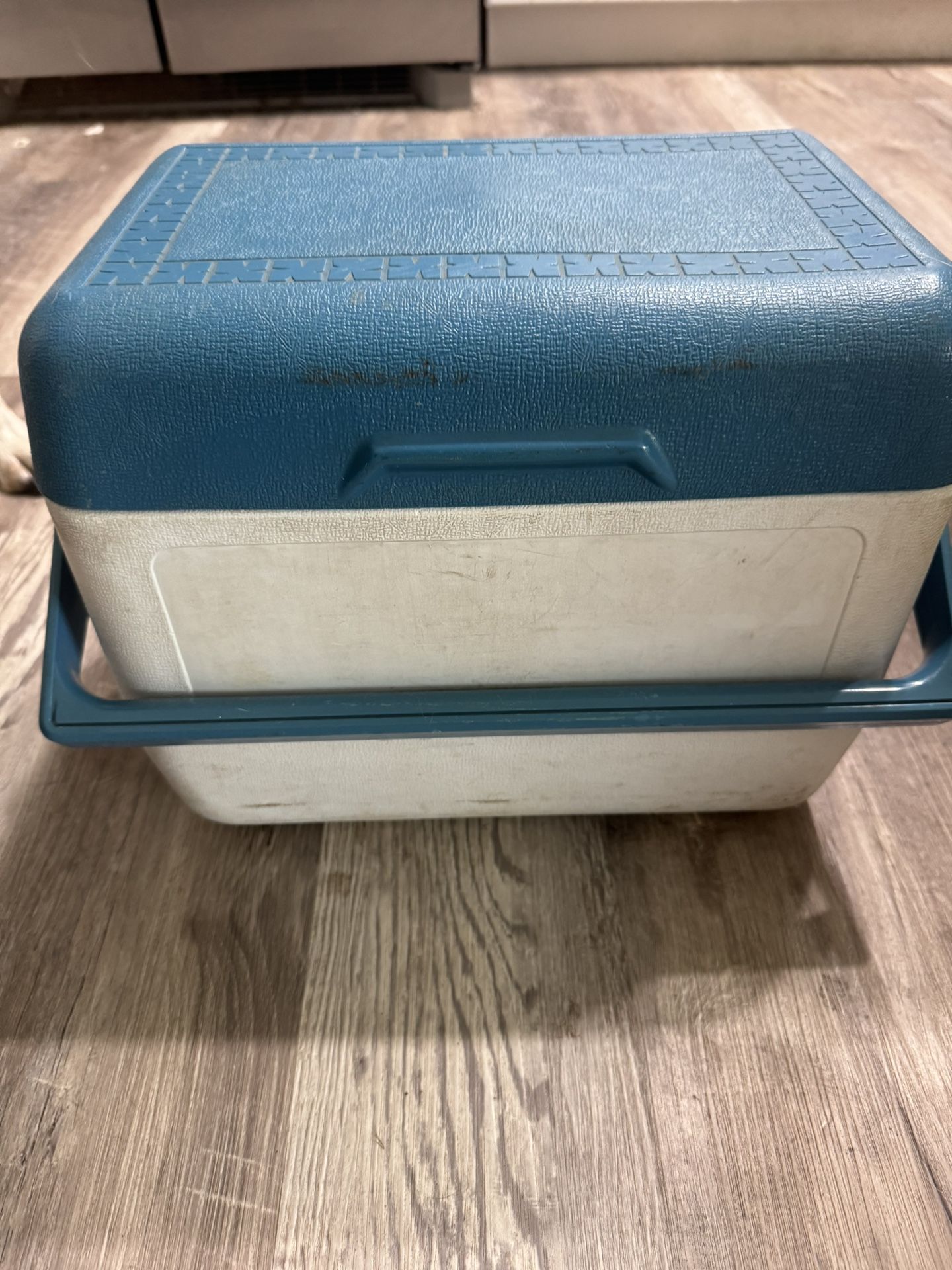 Ice Cooler