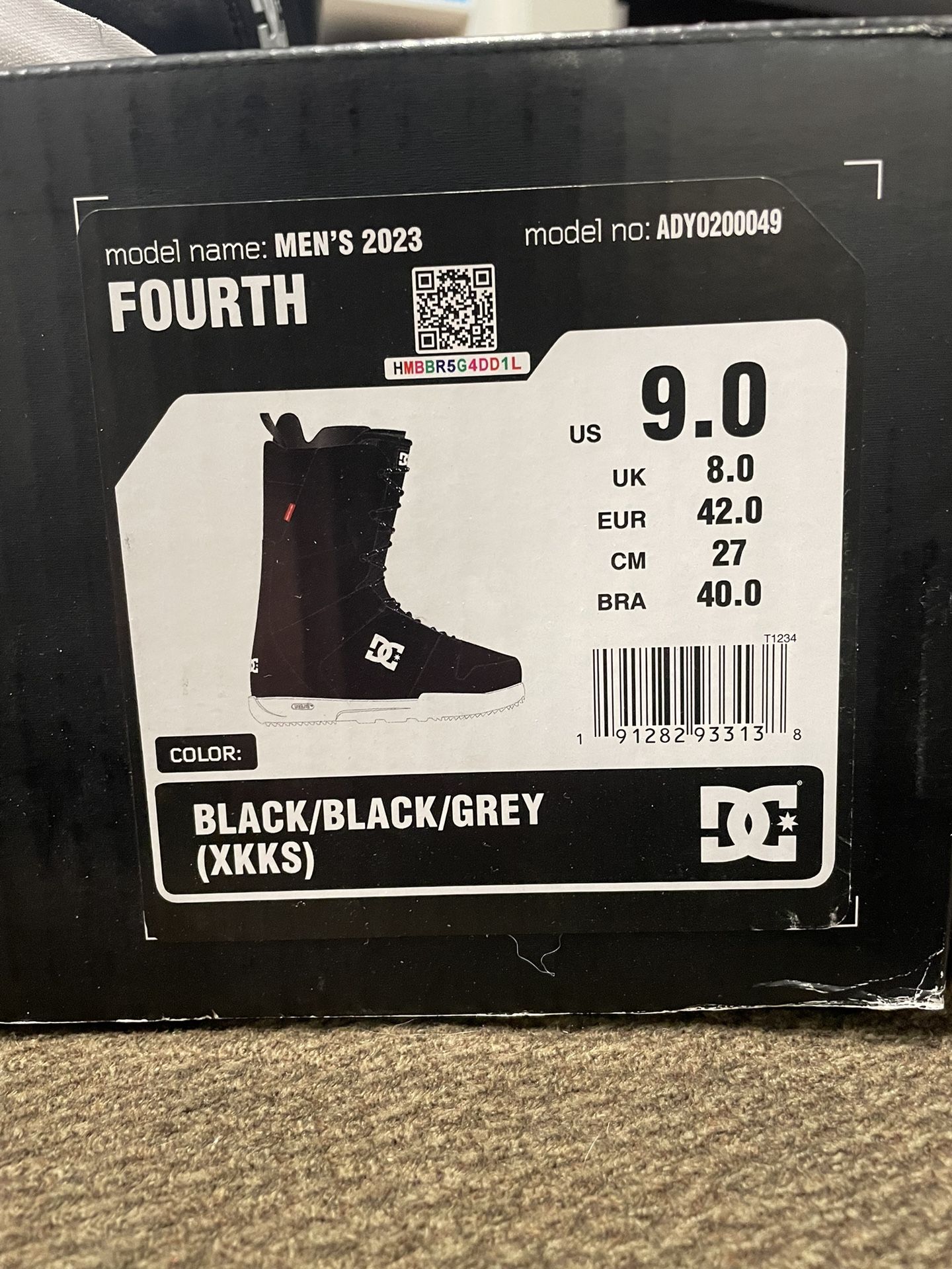 DC Fourth Snowboard Boots Men's Size 9 Black ADYO200049