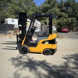 Caterpillar Forklift 