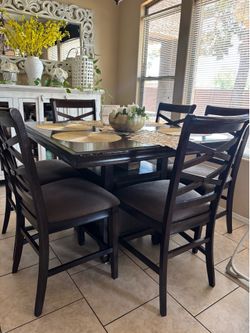 Dining set