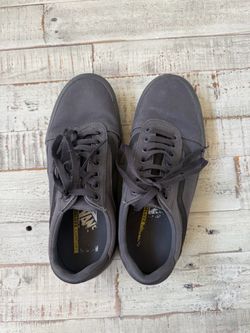 Vans Old Skool All-Black Low-Top Sneakers