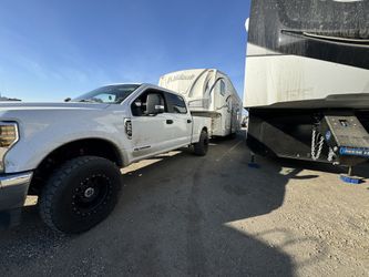 5th Wheel Trailer