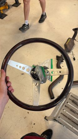 Grant wooden steering wheel